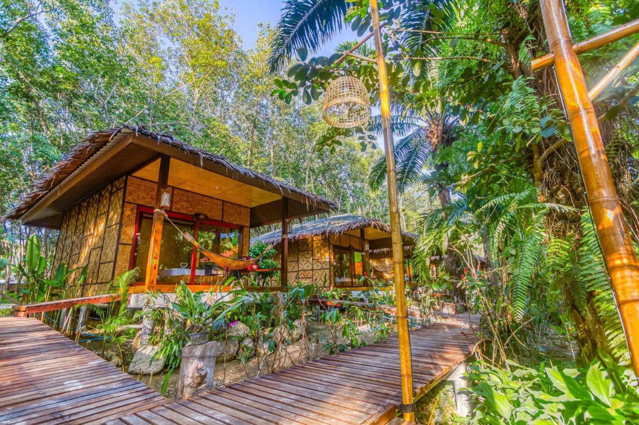 Baan Suan Farmstay Ko Lanta Exteriör bild